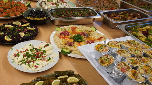 Eten op borden